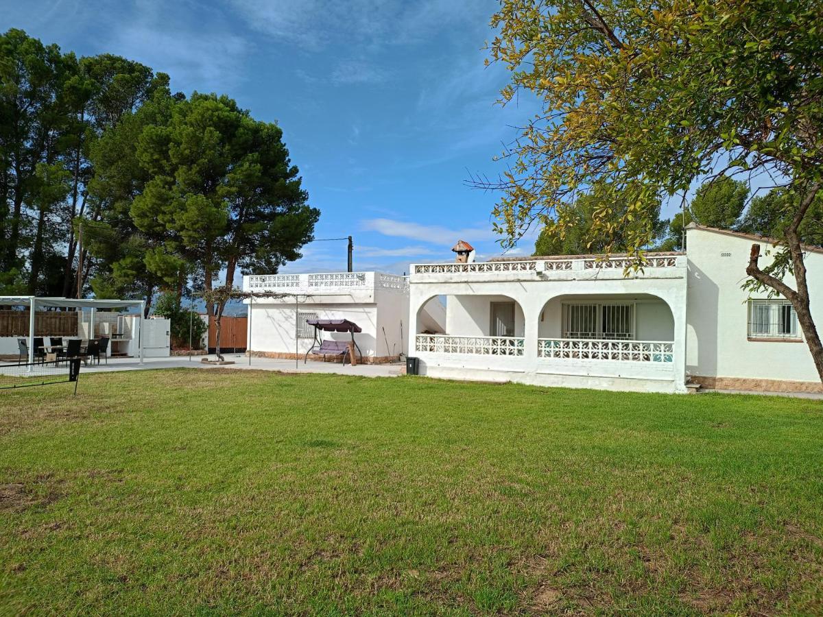 Large Yard, Large Lawn, Independent Villa Lliria Exterior photo