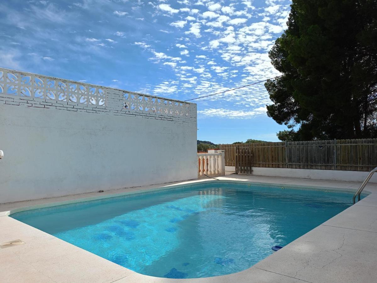 Large Yard, Large Lawn, Independent Villa Lliria Exterior photo