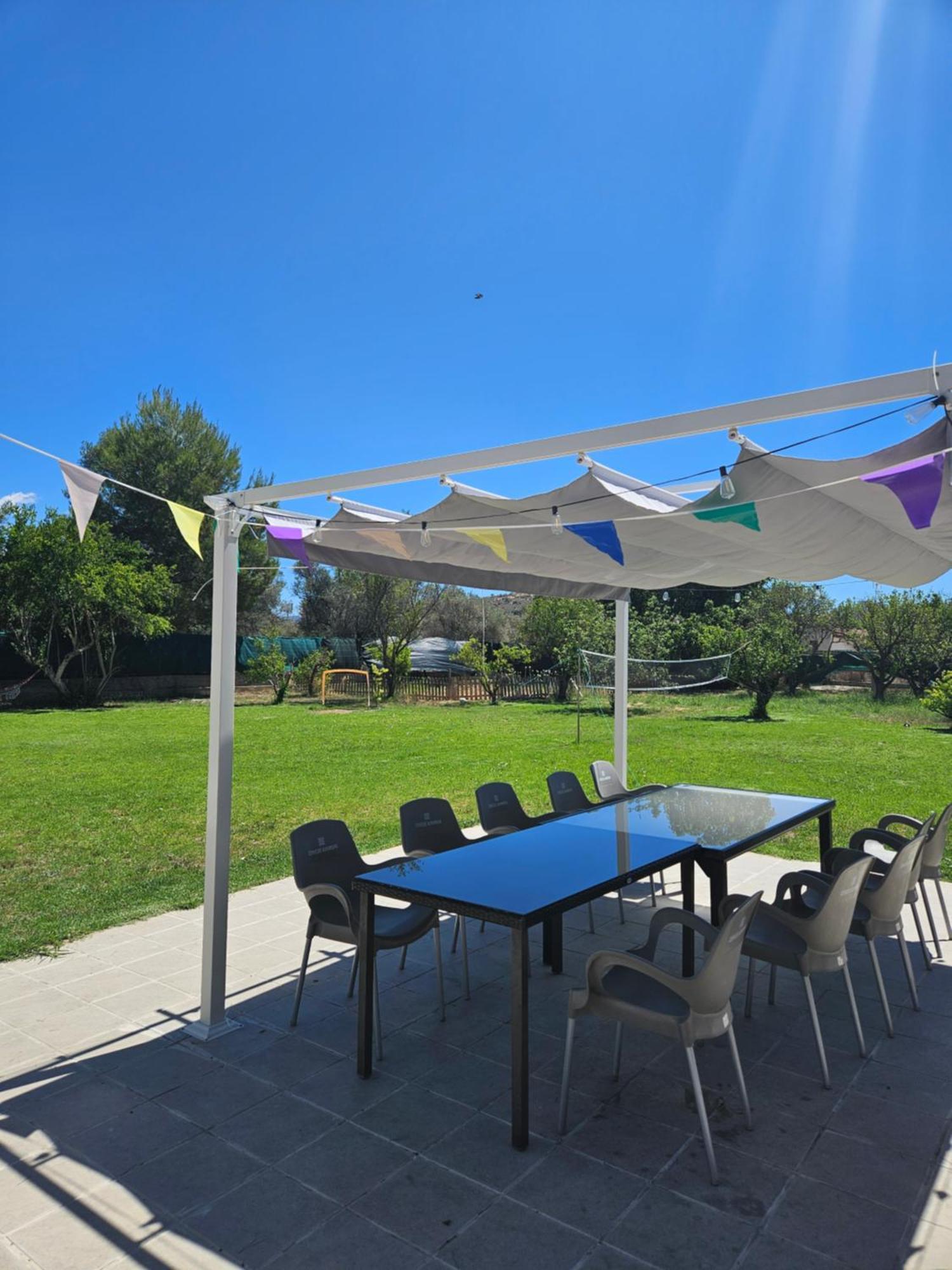 Large Yard, Large Lawn, Independent Villa Lliria Exterior photo