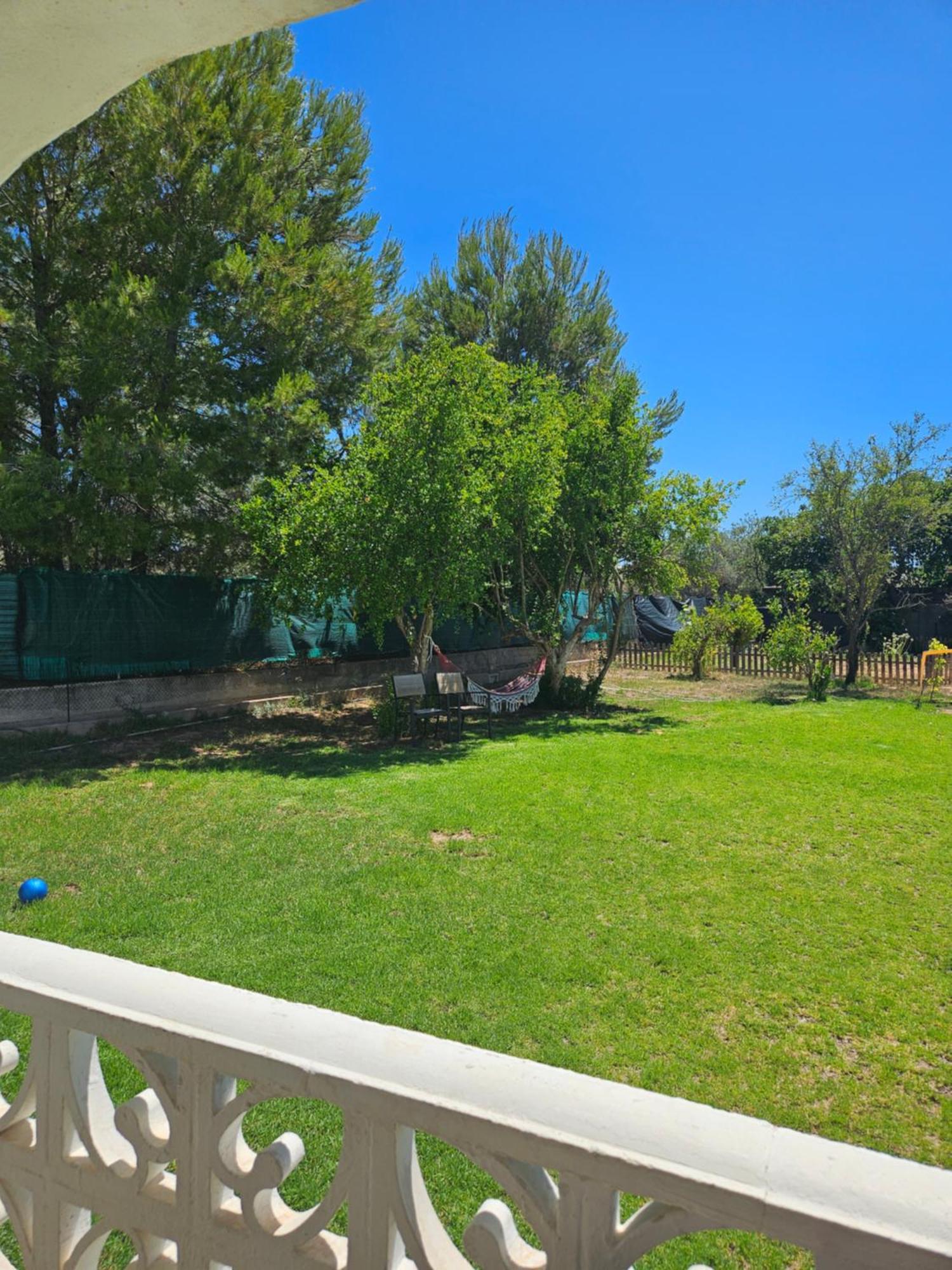 Large Yard, Large Lawn, Independent Villa Lliria Exterior photo